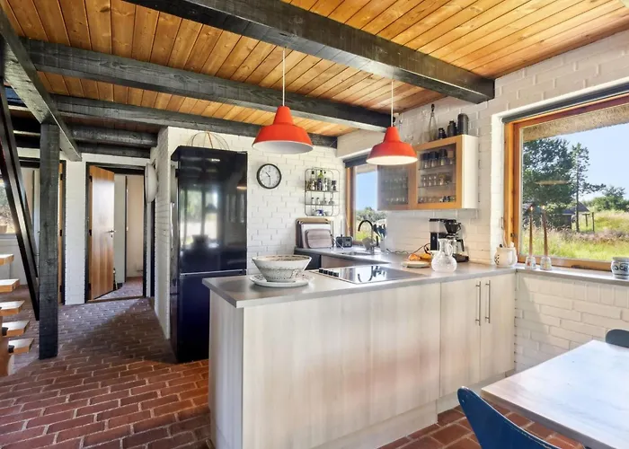 Vakantiehuis Jorinde - 2-8km From The Sea By Interhome *